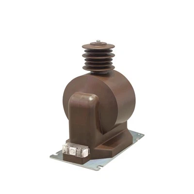 Как да регулирам изходното напрежение на 12 KV трансформатор?